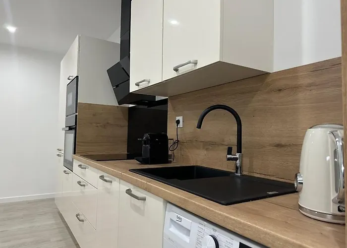 Lägenhet Cosy Parking Prive *