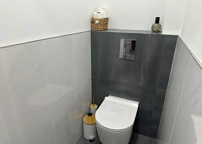 Cosy Parking Prive Lägenhet Tarbes