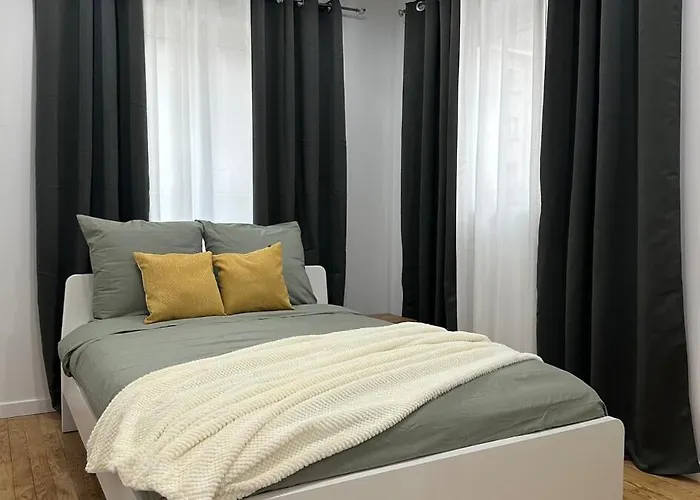 Cosy Parking Prive Lägenhet