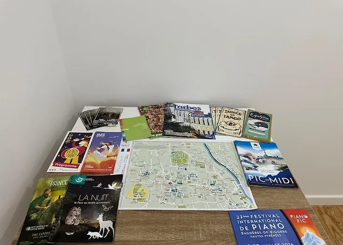 Lägenhet Cosy Parking Prive