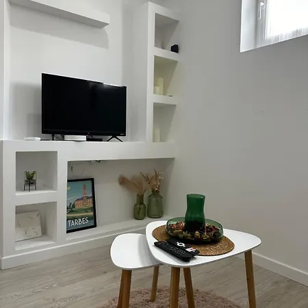 Cosy Parking Prive Apartment *
