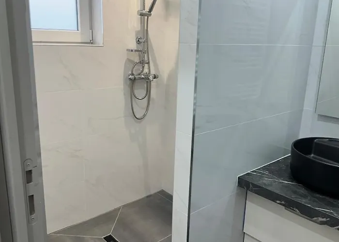 Cosy Parking Privé Apartman Tarbes